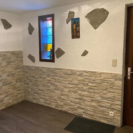 Les Cinq Francais Nismes