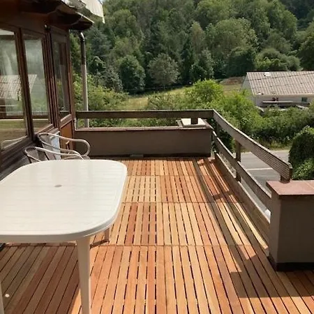 Les Cinq Francais Nismes